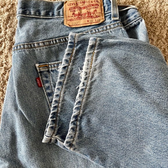 Levi’s Relaxed 550 Jeans - Picture 3 of 6